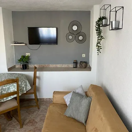Apartment Gulic *